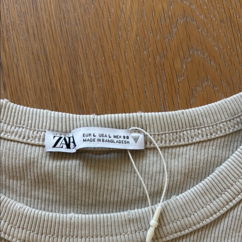 Zara Ribbed Cropped Top - Picture 2 of 5